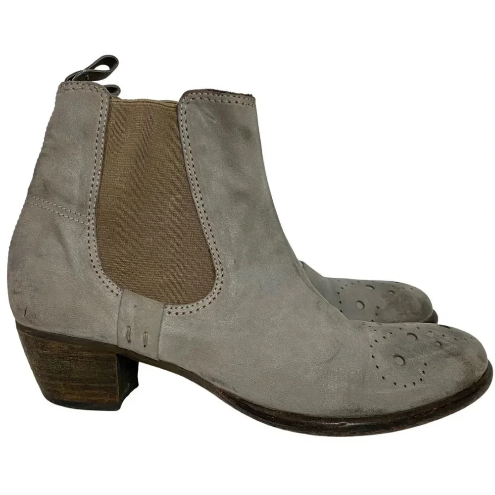 Liebeskind Berlin Leather Boots Size 7.5 Distressed Gray Womens Shoes Booties